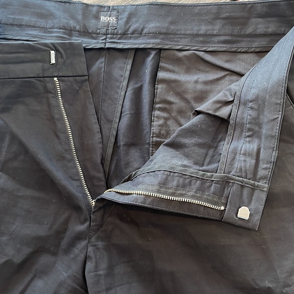 BOSS BY HUGO BOSS BLACK LIGHTWEIGHT DRESS PANTS IN COTTON 36-38 waist 32 inseam - Picture 4 of 6